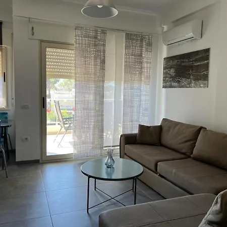 Beachside Living - Perla