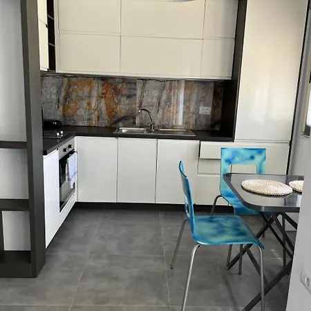 아파트 Beachside Living - Perla